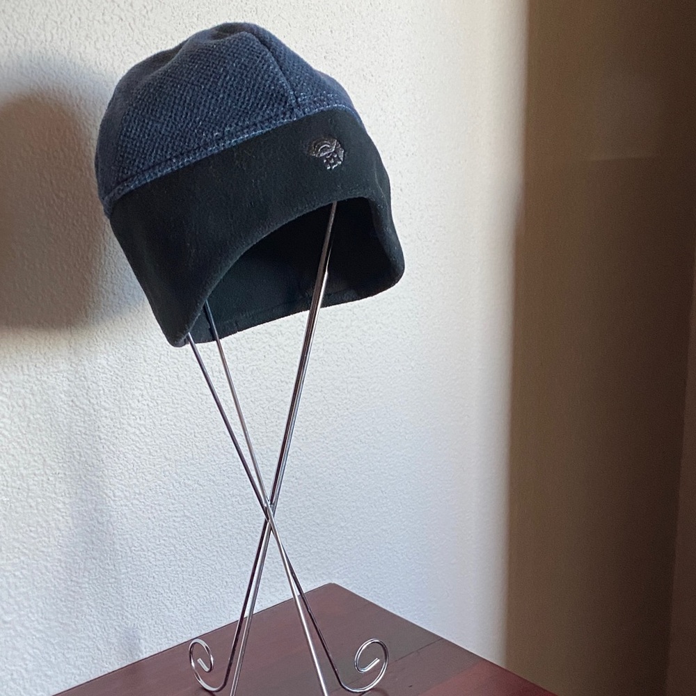 Mountain Hardwear Warm Blue and Black Fleece Beanie